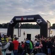 Schwimmstart Ironman Hamburg